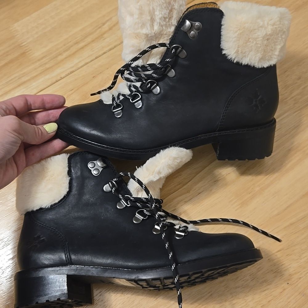 Patricia Nash Luigi Lace Up Hiking Boot - Picture 7 of 9